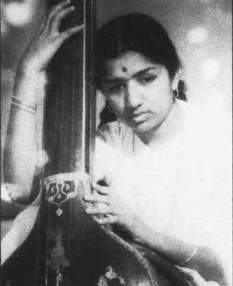 lata_tanpura