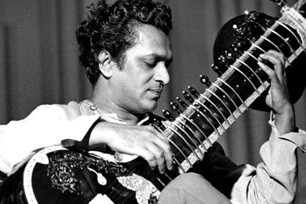 A young Pandit Ravi Shankar (Pic courtesy: artcreationforever.com)