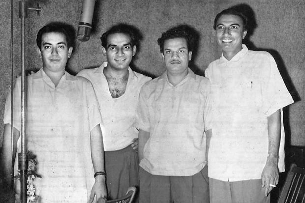 Mahendra Kapoor, Yash Chopra, N Dutta and Sahir Ludhianvi (Pic courtesy: www.livemint.com)
