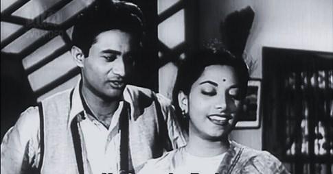 Dev Anand and Suraiya in happy times (Pic courtesy: www.pinkvilla.com)