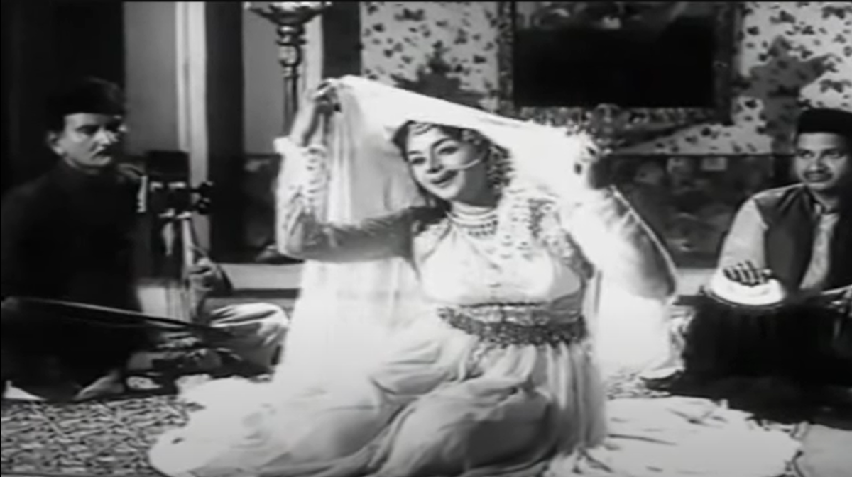 AAJ KA GEET GYAN #3 – HINDI FILMS AND COURTESANS